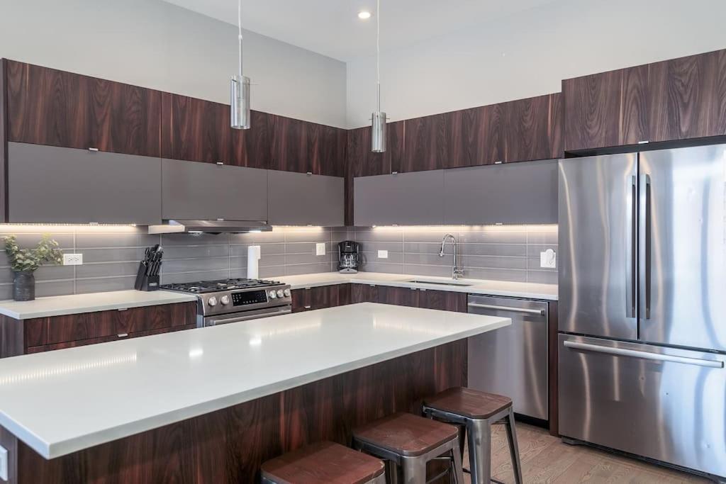 Breathtaking Downtown Penthouse A - Sleeps 11 Villa Chicago Exterior photo